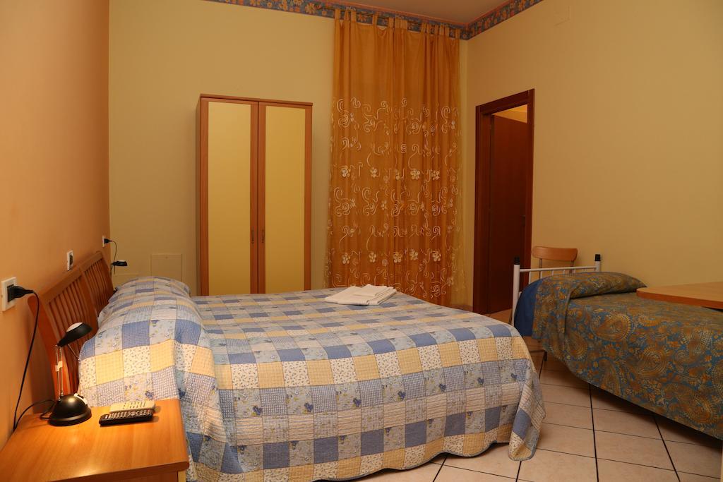 Camere Helios San Giovanni Rotondo Szoba fotó