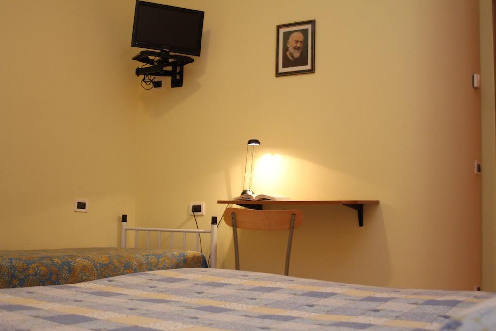 Camere Helios San Giovanni Rotondo Szoba fotó